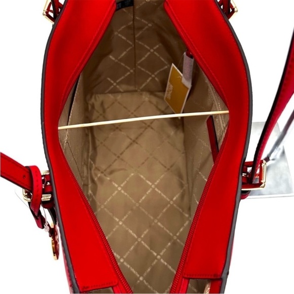 Michael Kors Gilly Large Drawstring Shoulder Tote Bag & Double Zip Wallet Red - Picture 8 of 14